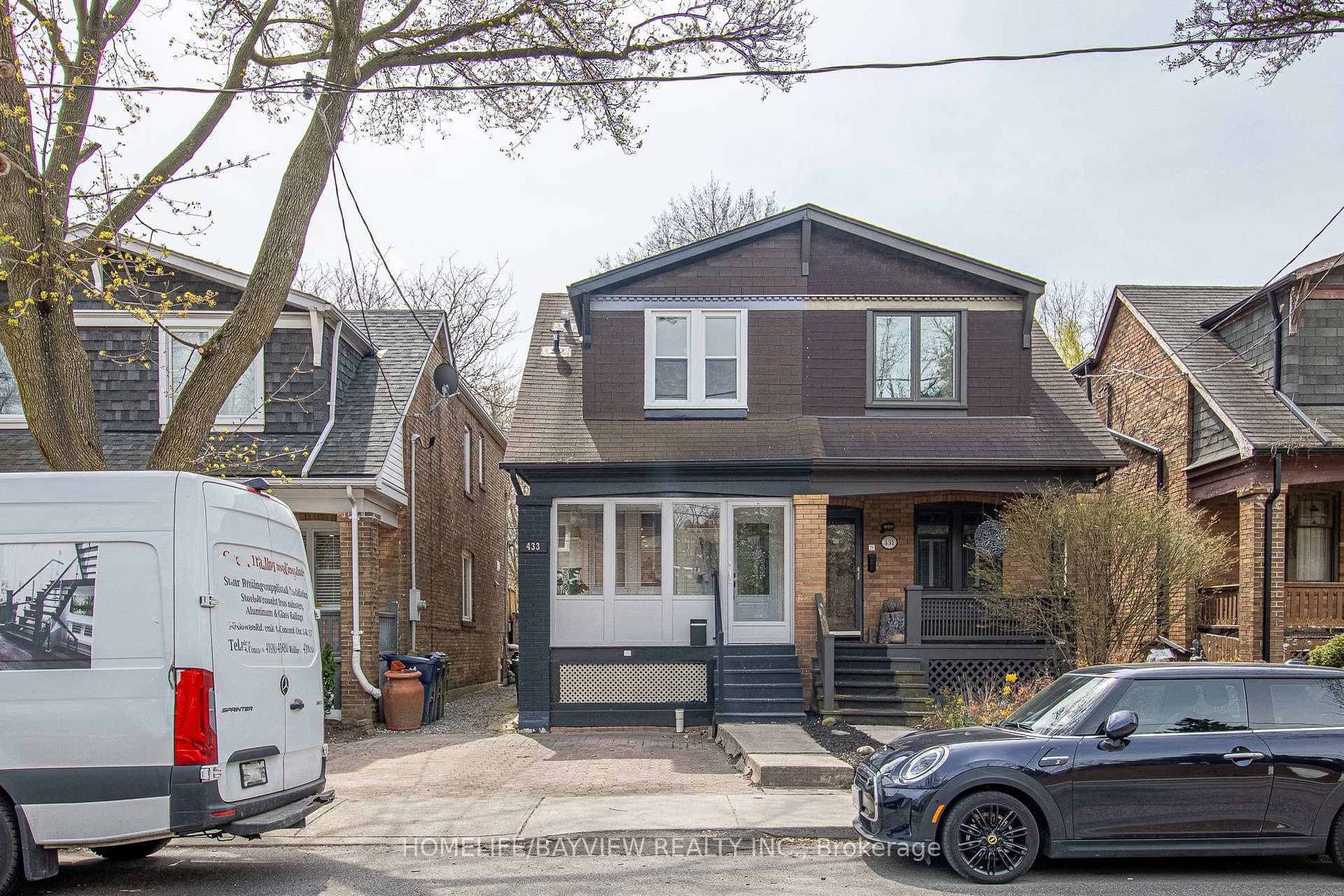 433 Davisville Avenue photo 1