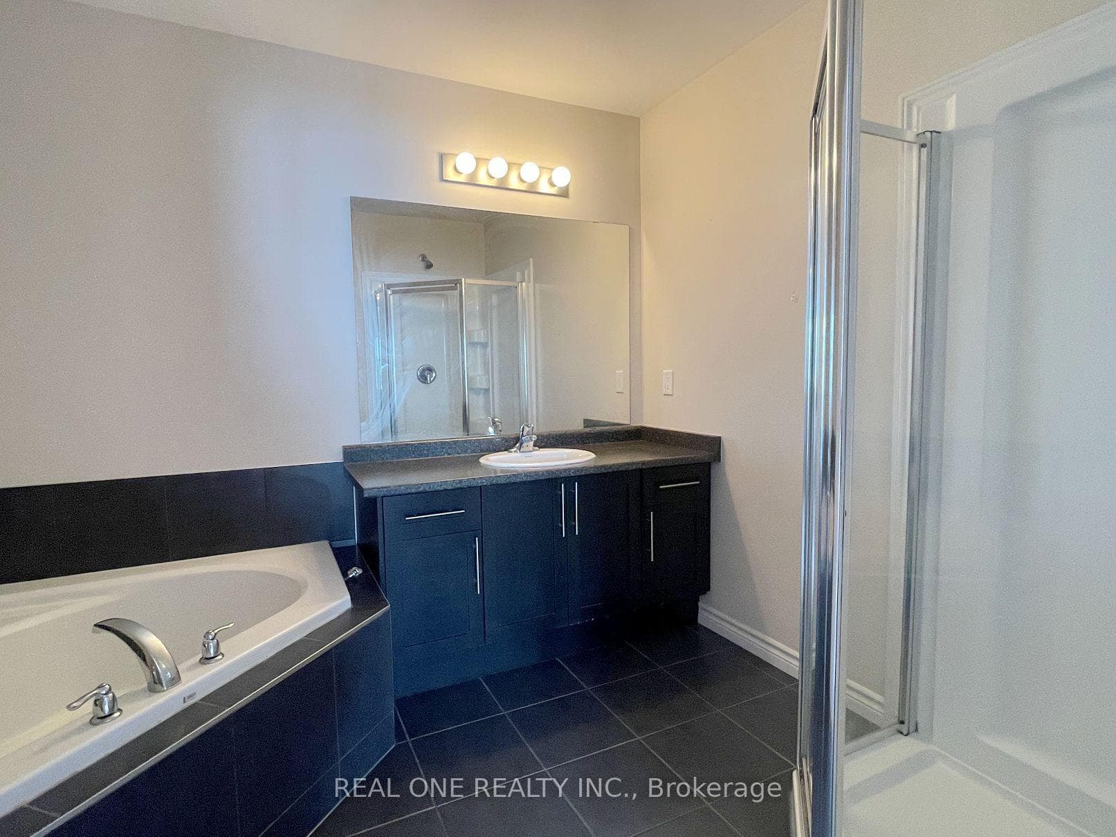 80 Vinton Road photo 14