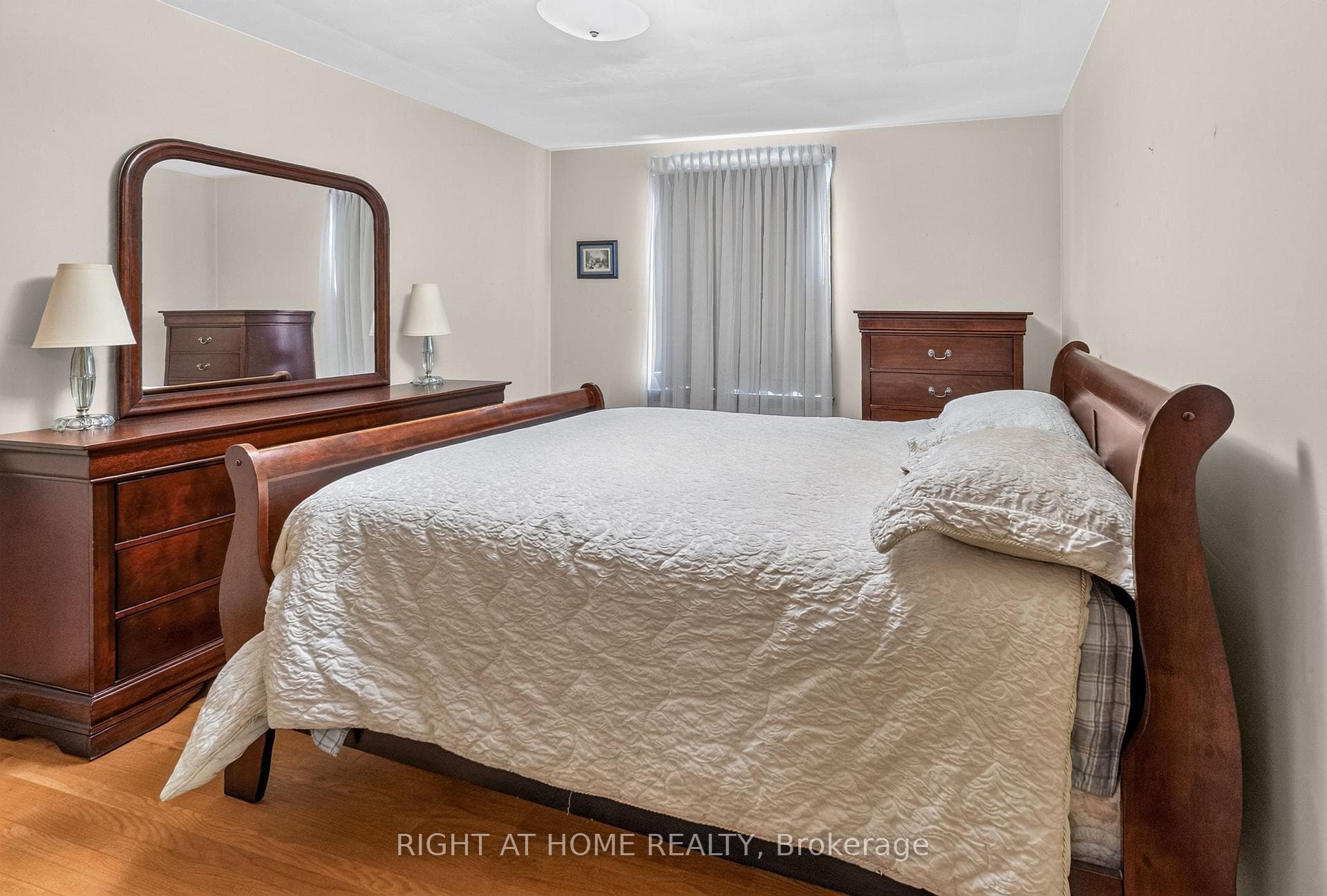 49 Locke Avenue photo 13