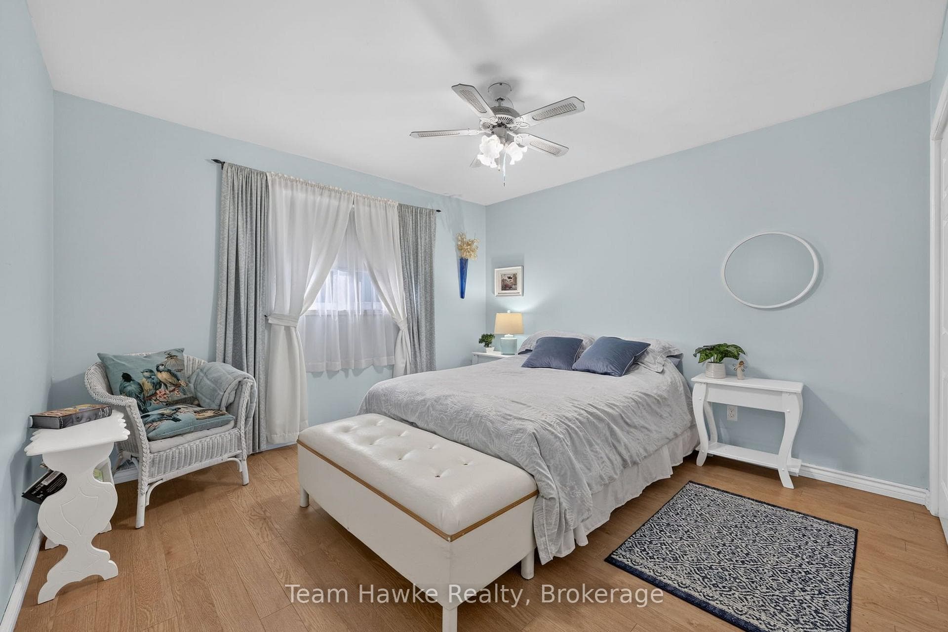 255 Hanly Street photo 22
