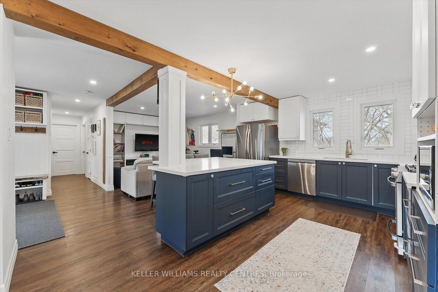 312 Hollywood Drive photo 5