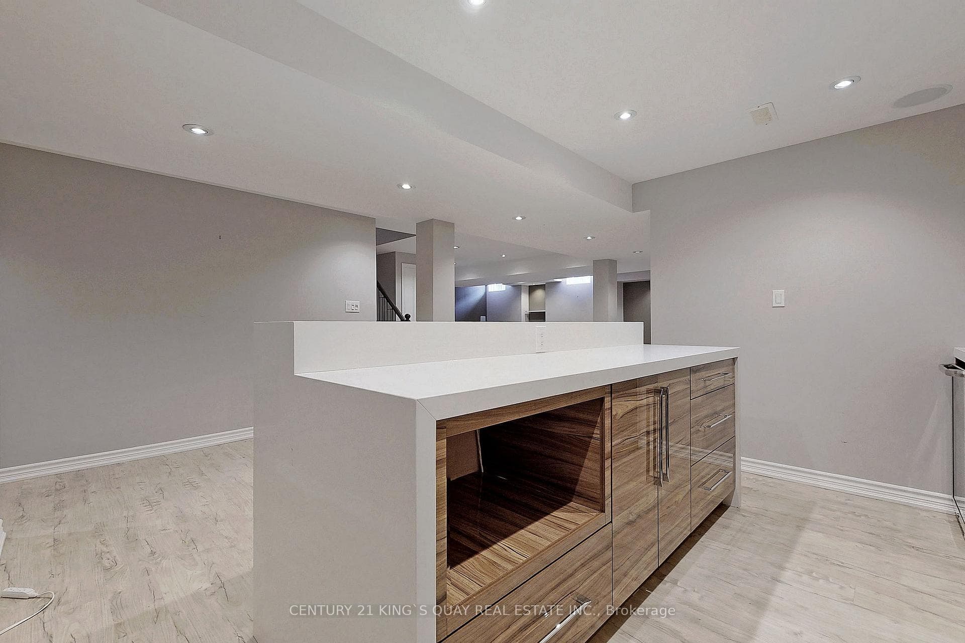 543 Bridgeview Road photo 39