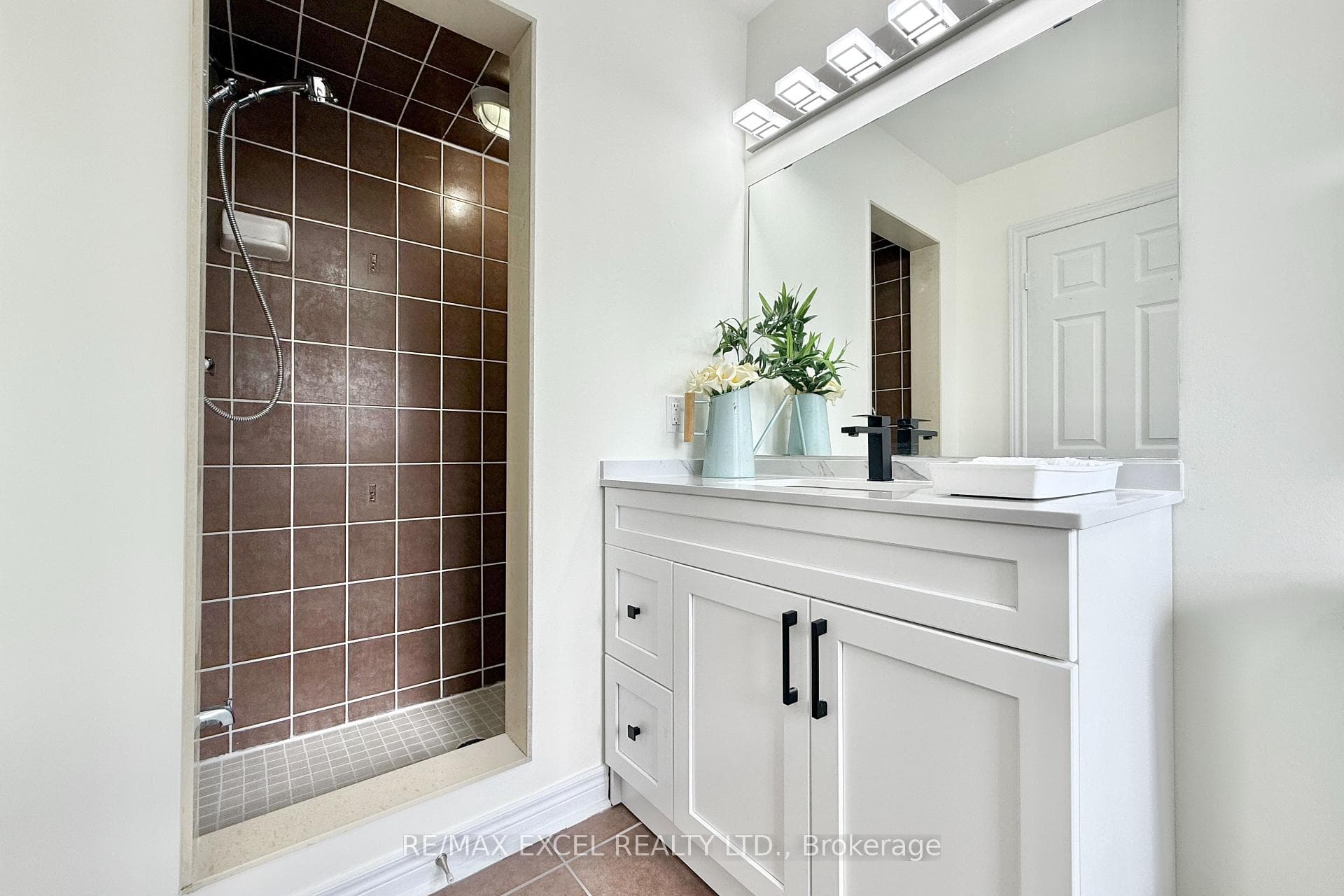 455 White's Hill Avenue photo 34