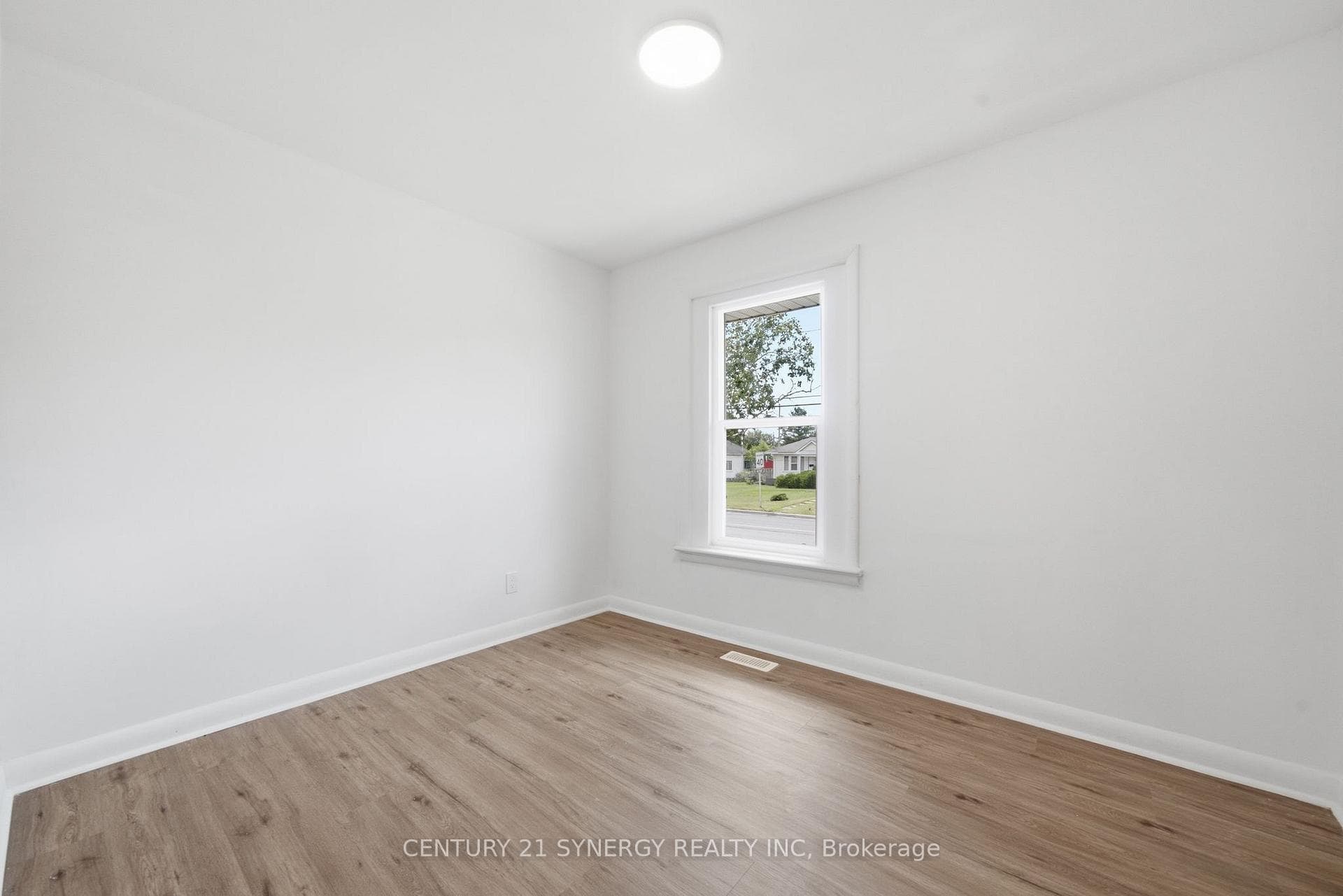 95 West Street photo 17