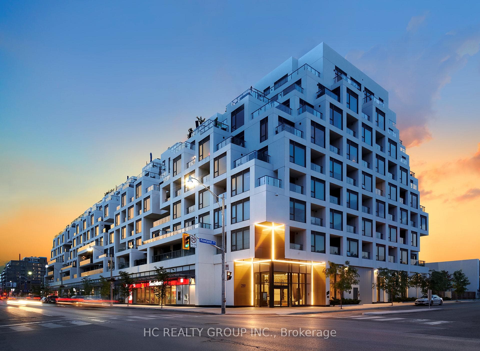 280 Howland Avenue Unit 401 photo 1