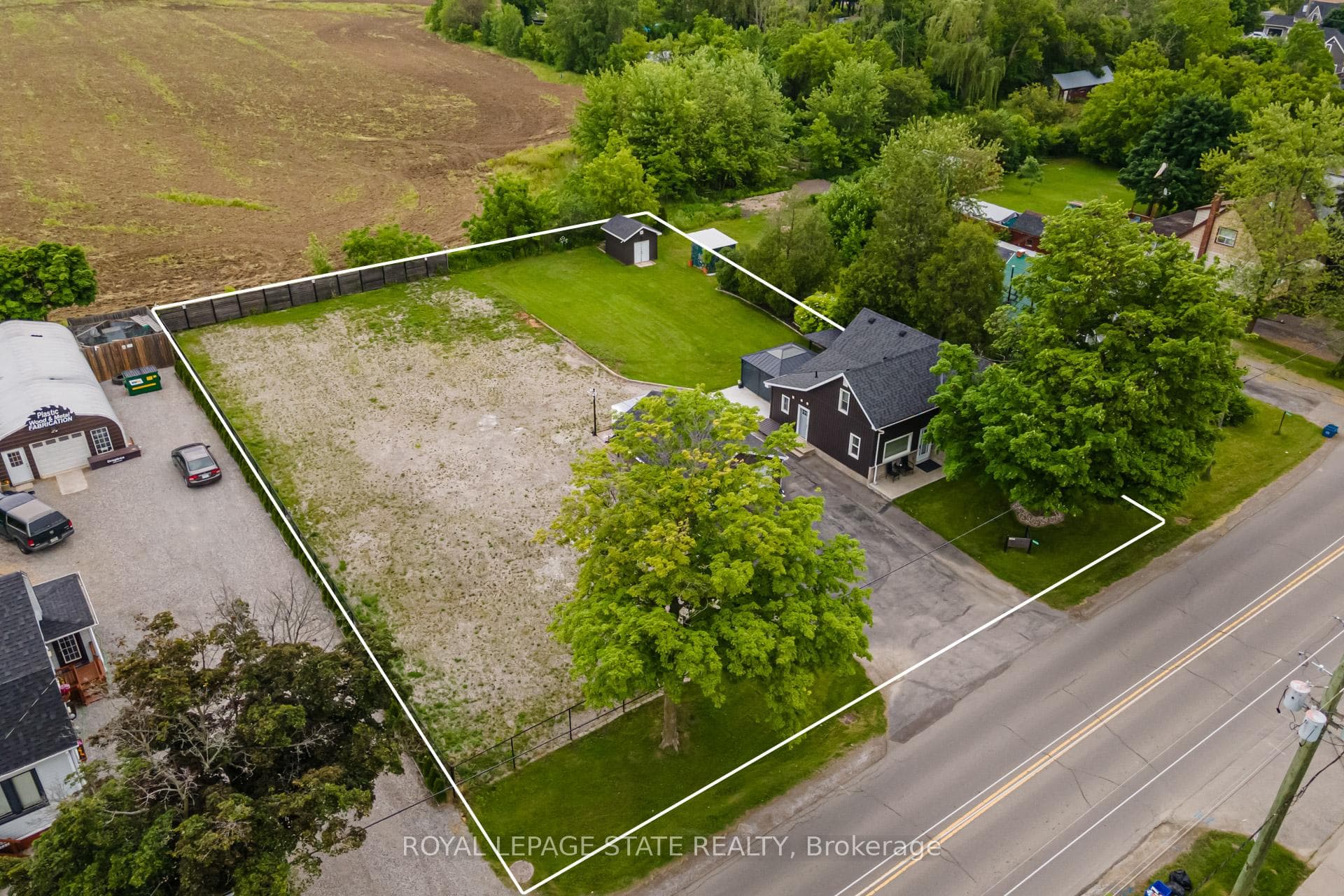 9056 Airport Road photo 3