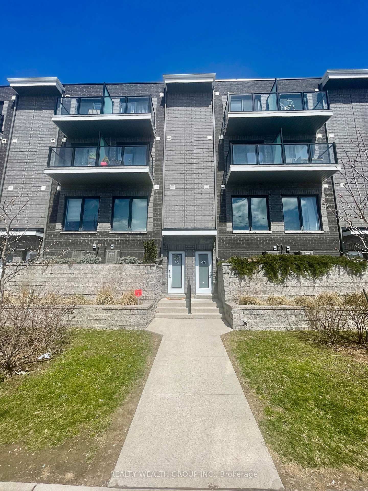 2059 Weston Road Unit 44 photo 1
