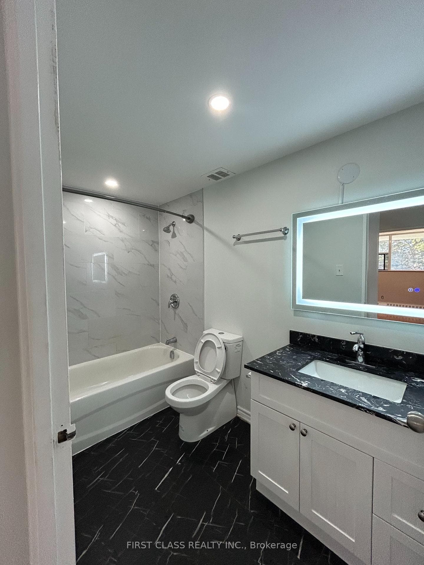 2121 Roche Court Unit 106 photo 14