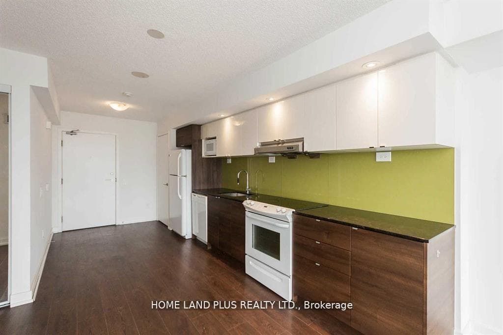 121 Mcmahon Drive Unit 1507 photo 6