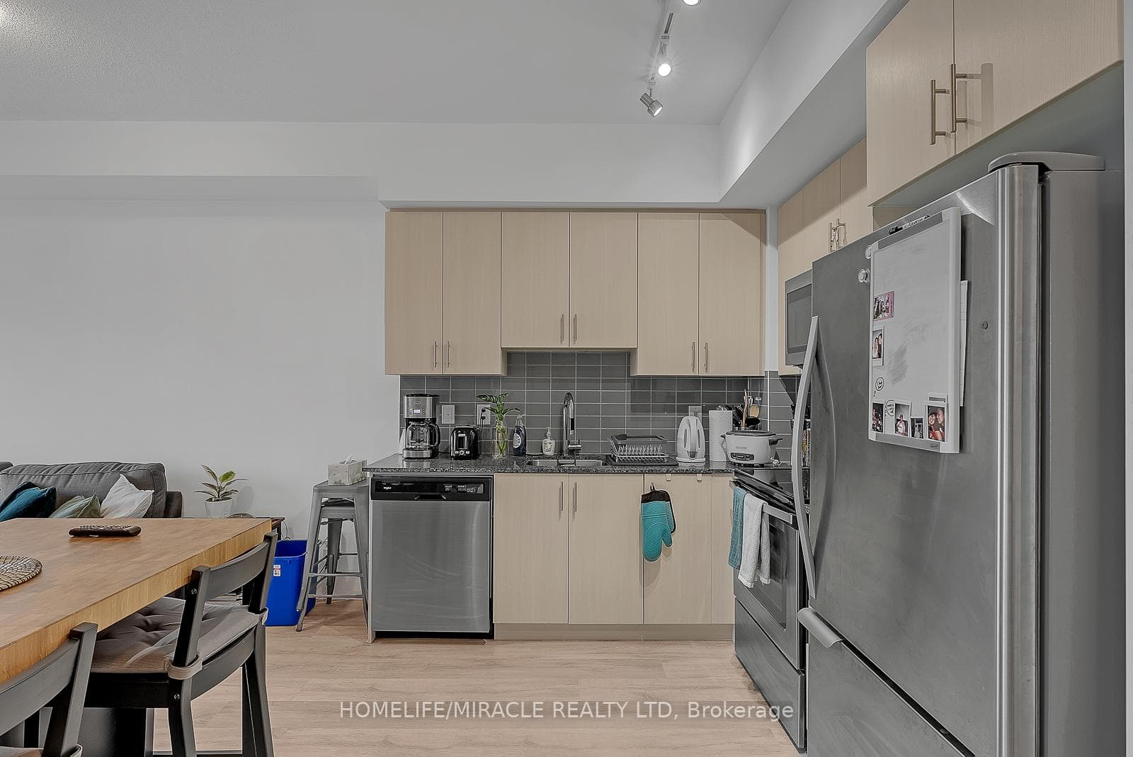 3700 Highway 7 Road Unit 1003 photo 10