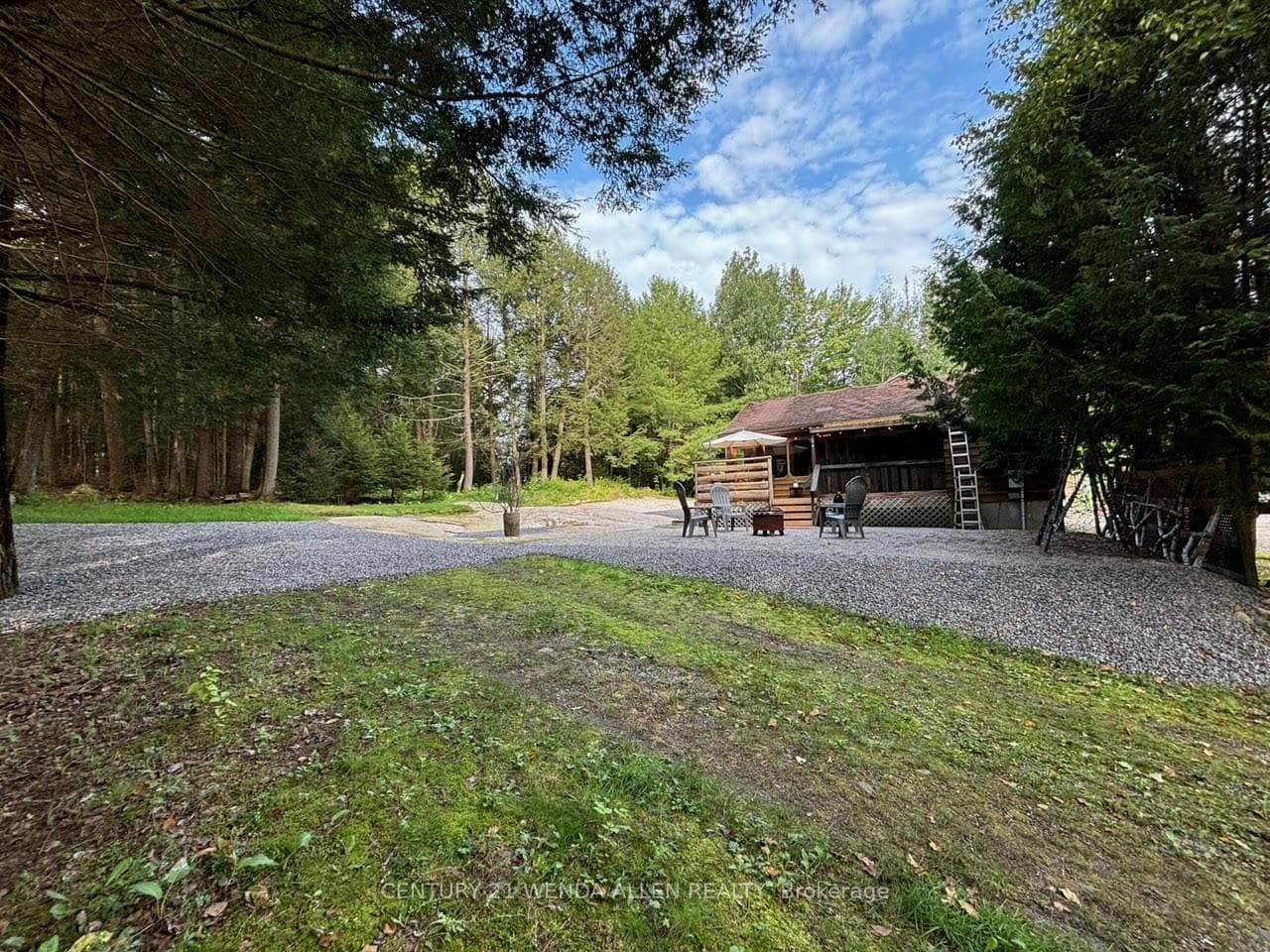 12 Treadlightly Drive photo 37