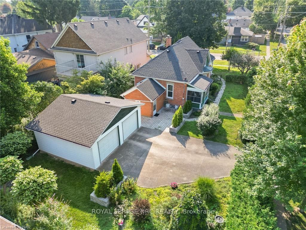 176 DALHOUSIE Avenue photo 4