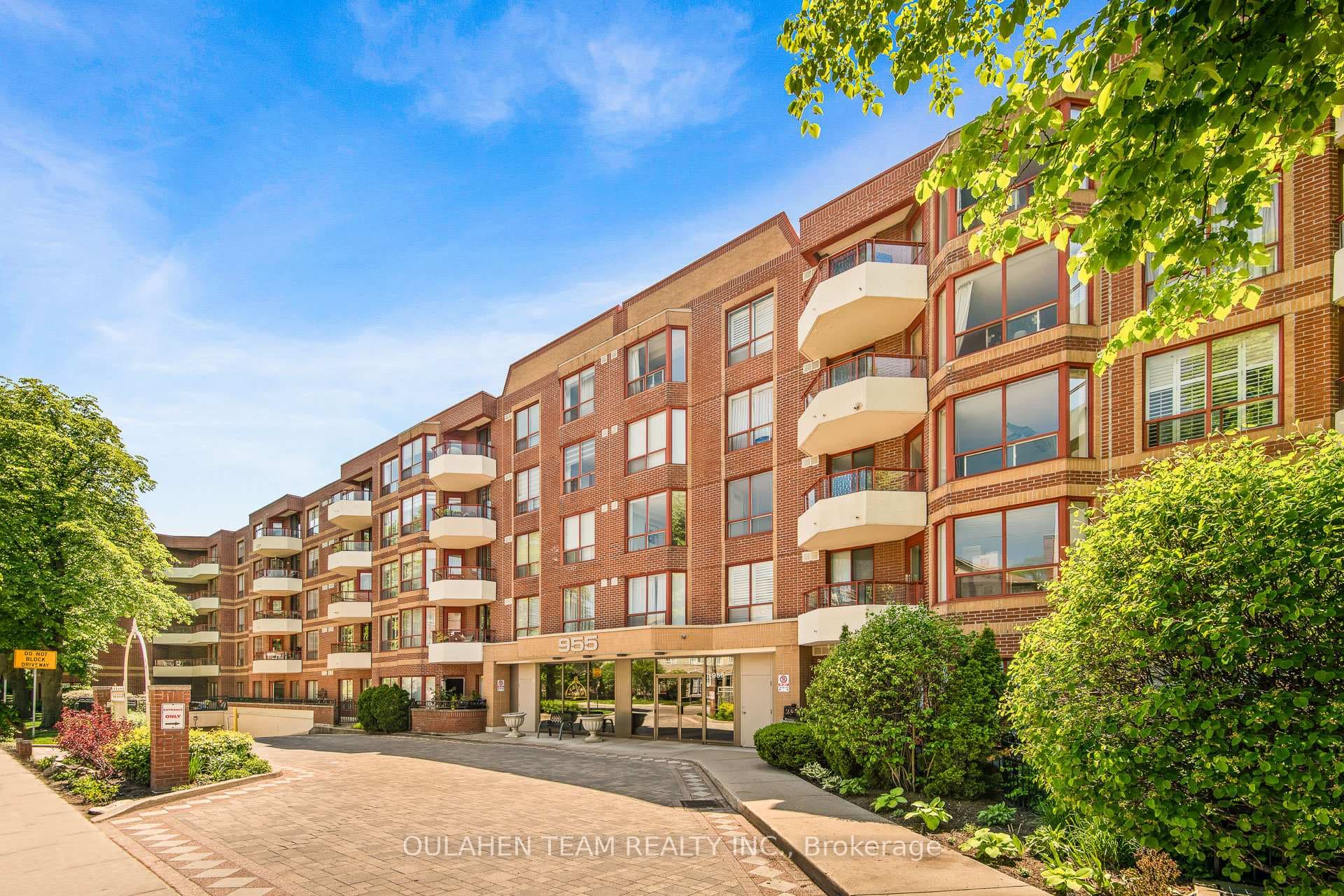 955 Millwood Road Unit 217 photo 1
