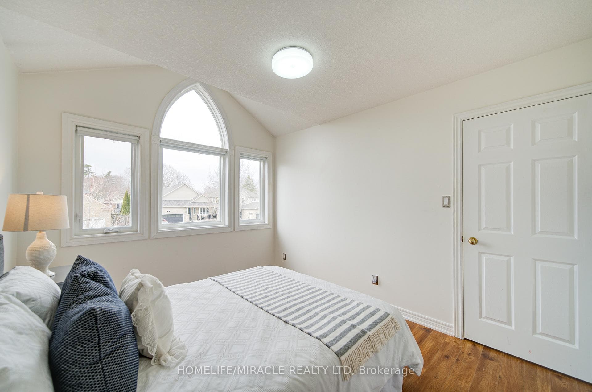 55 Mcfarlane Drive photo 36