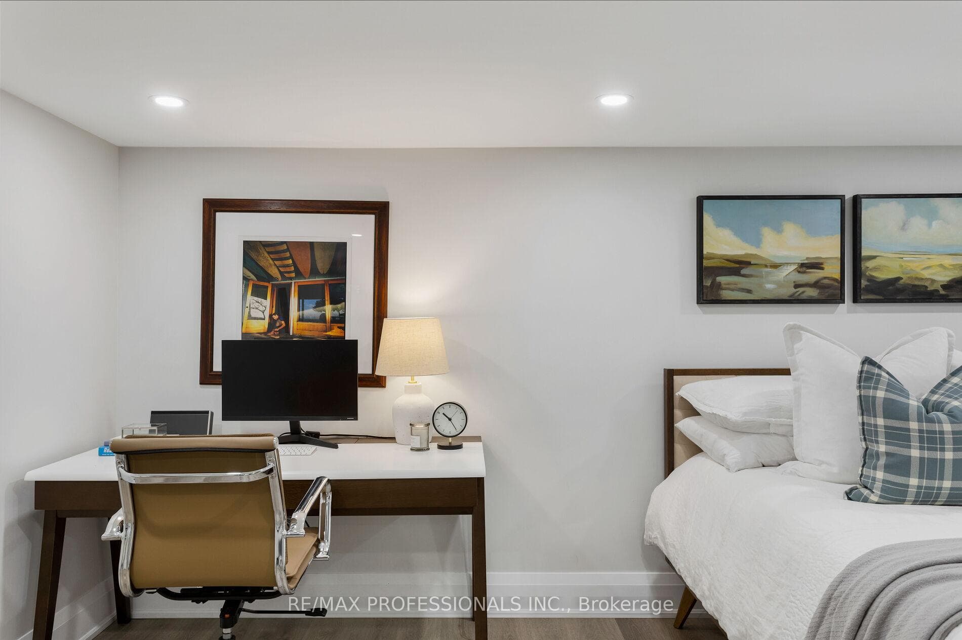 90 Willingdon Boulevard photo 35