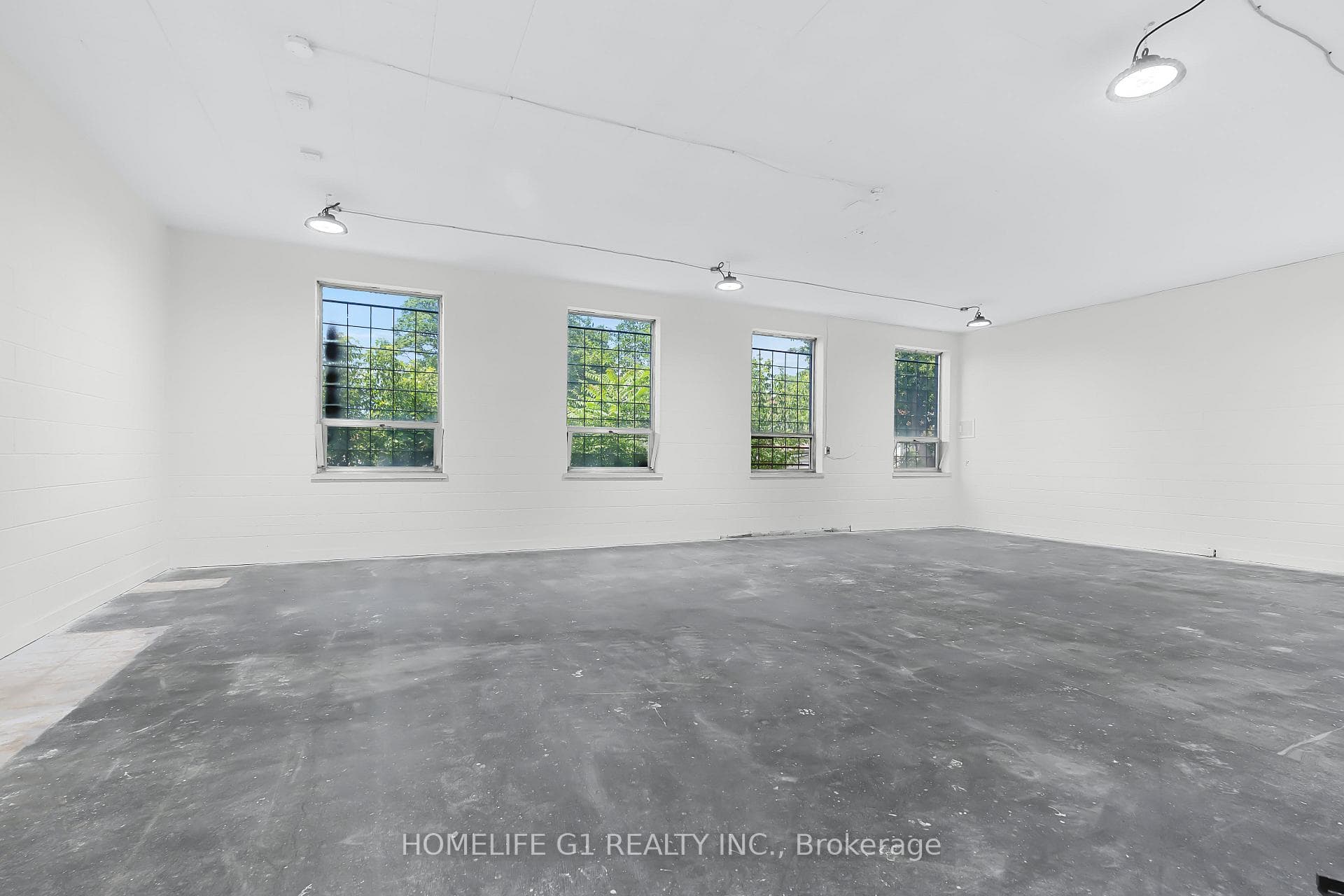 337 Gage Avenue photo 42