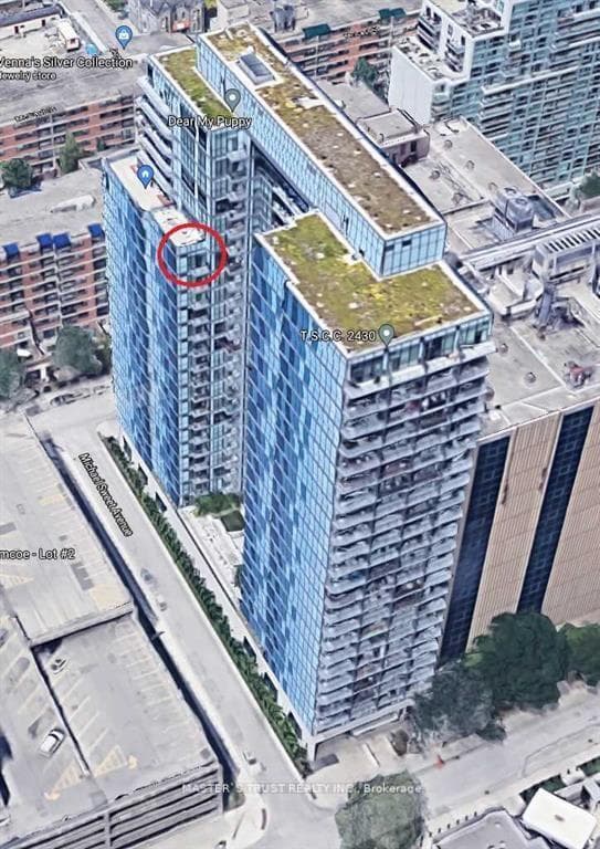 210 Simcoe Street Unit 1903 photo 1