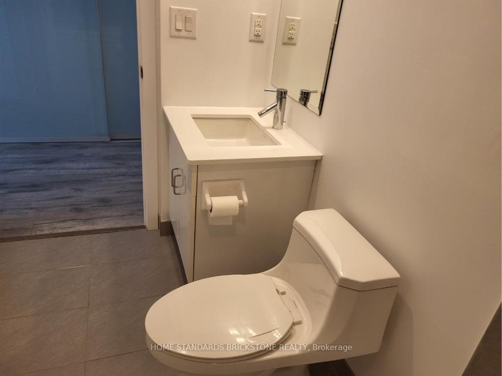 426 University Avenue Unit 3306 photo 15