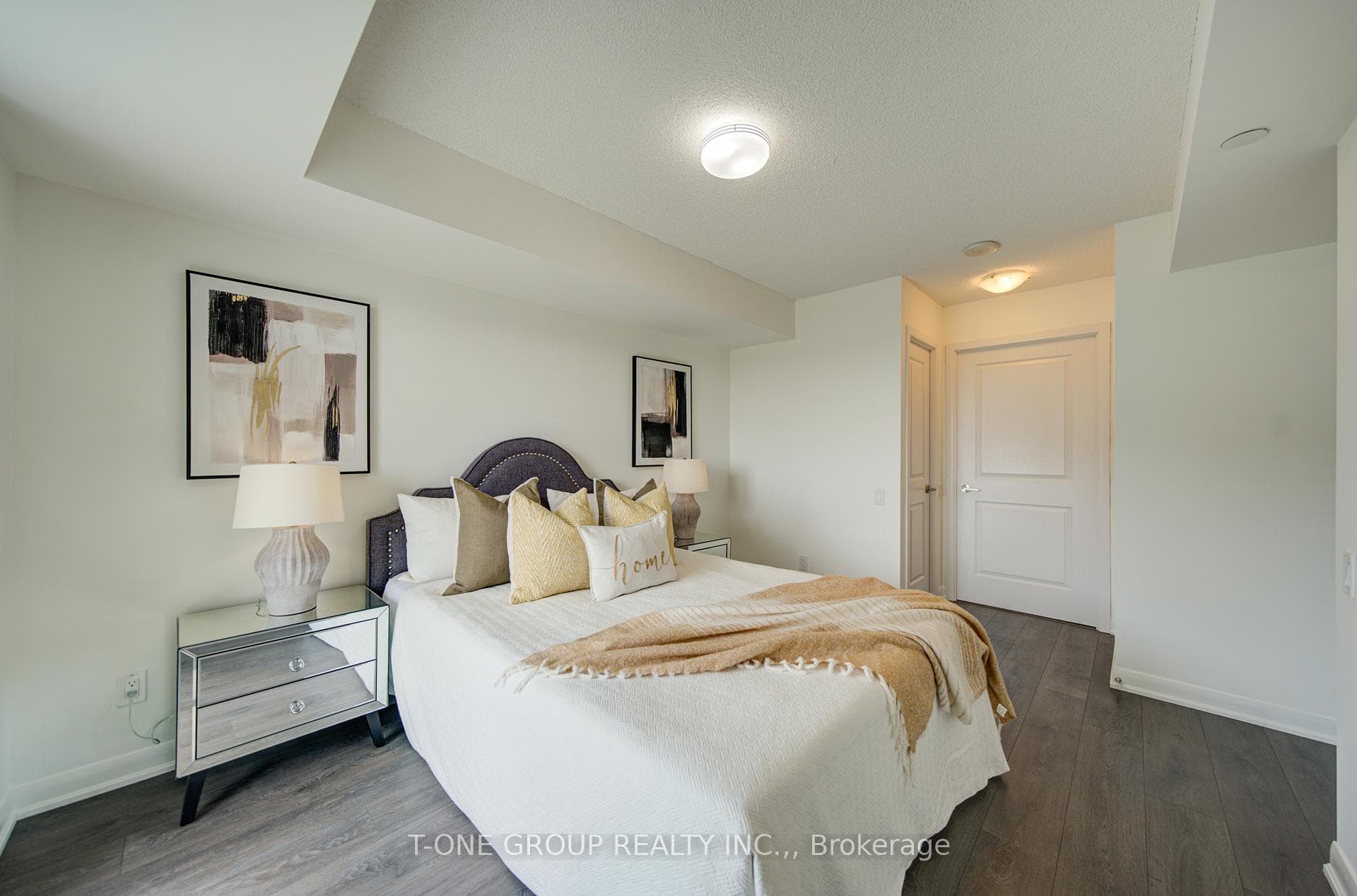 5162 Yonge Street Unit 915 photo 13