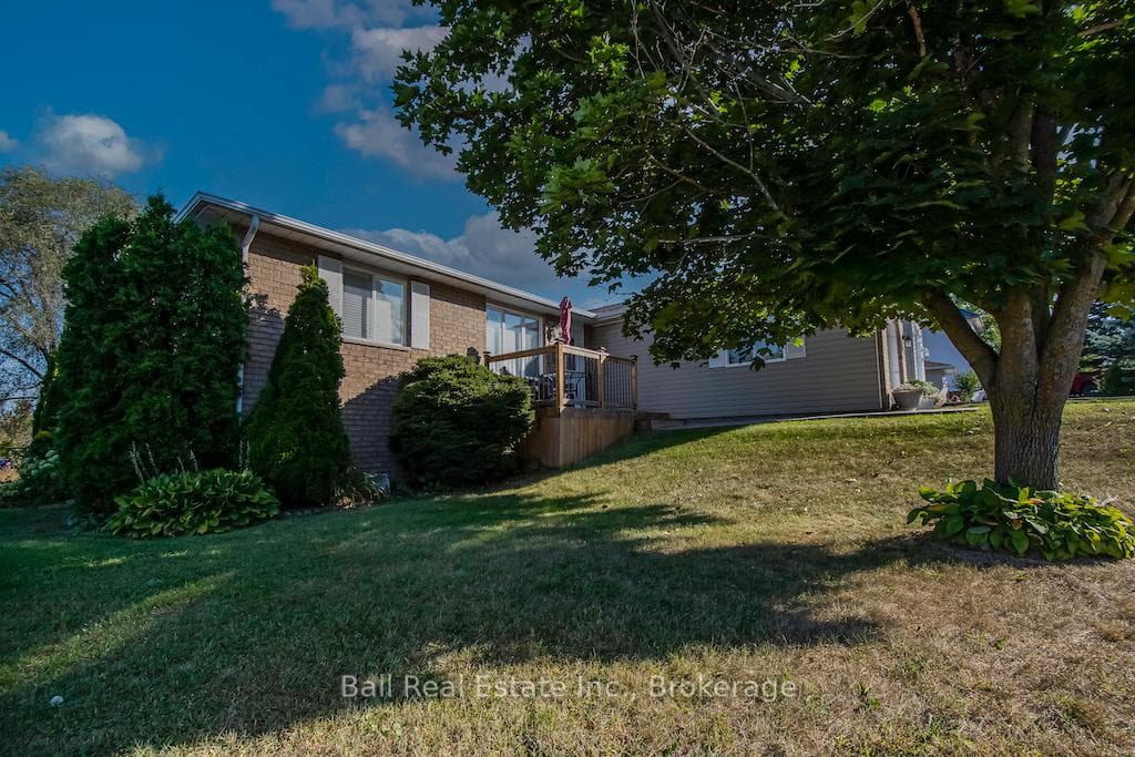 77 Water Street photo 36