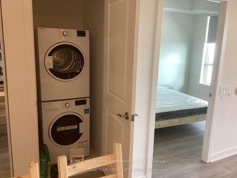 30 Upper Mall Way Unit A1509 photo 5