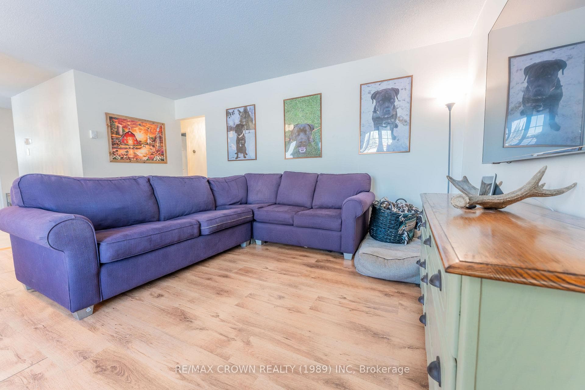 17 Champlain Crescent photo 10
