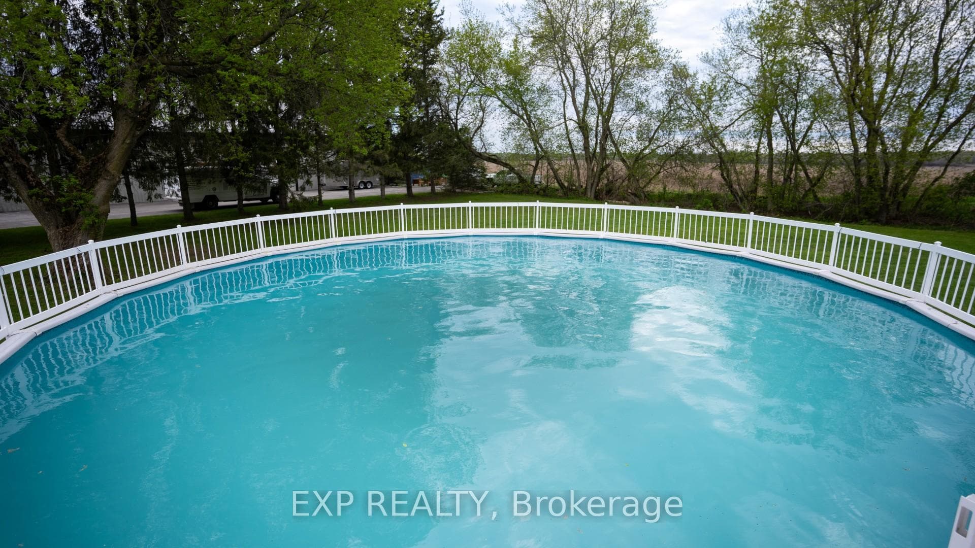 6208 Malakoff Road photo 33
