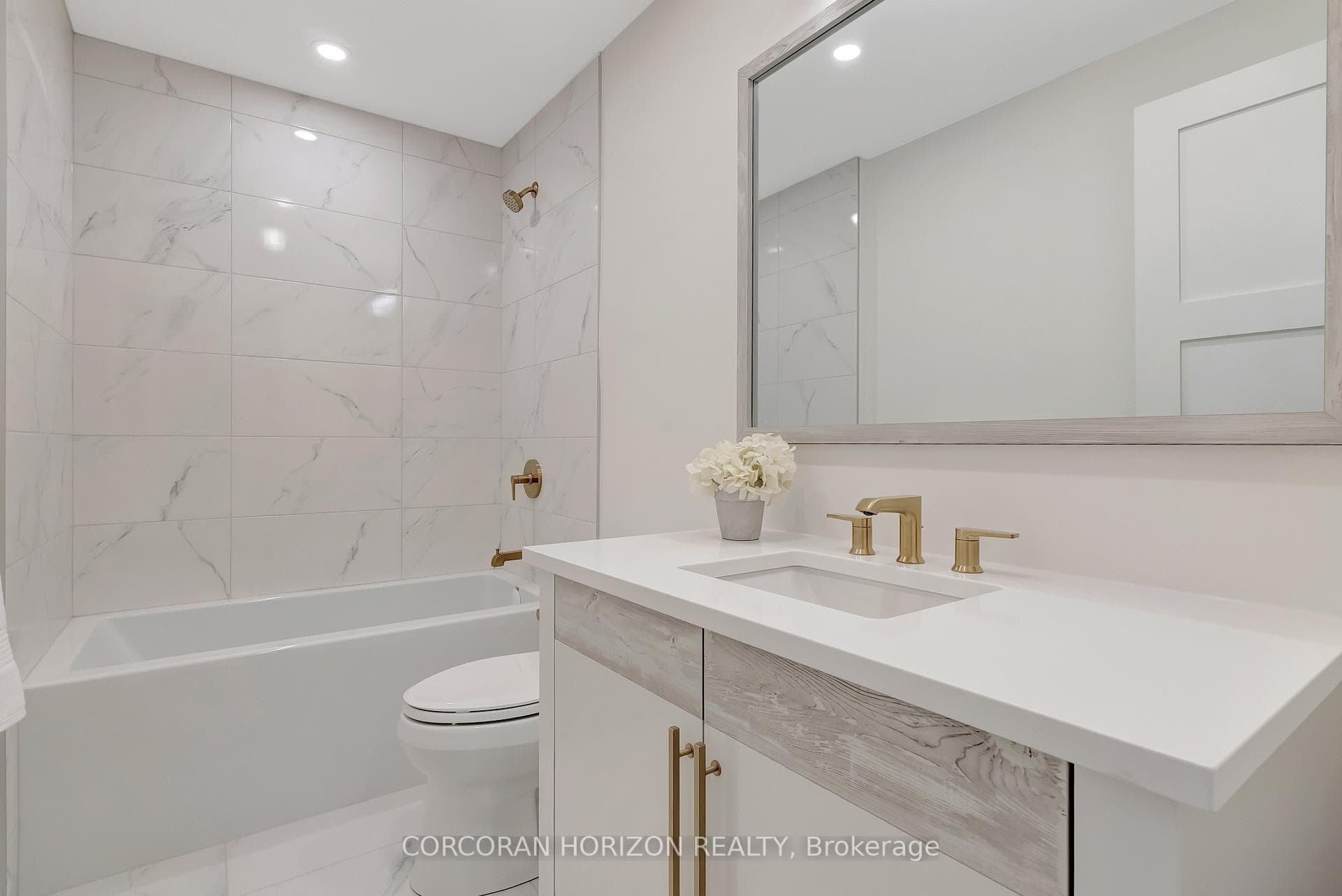 6523 Wellington 7 Road Unit 203 photo 10