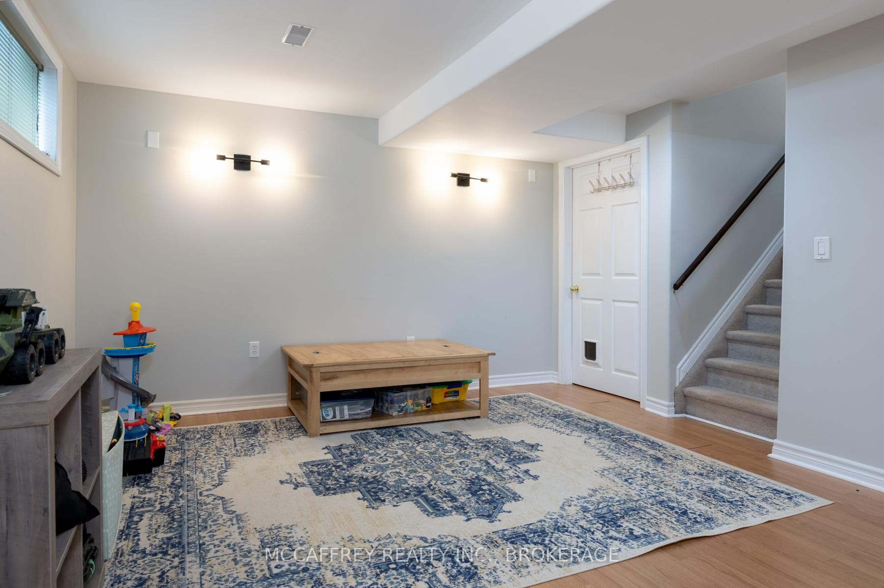 81 SCHOONER Drive photo 26