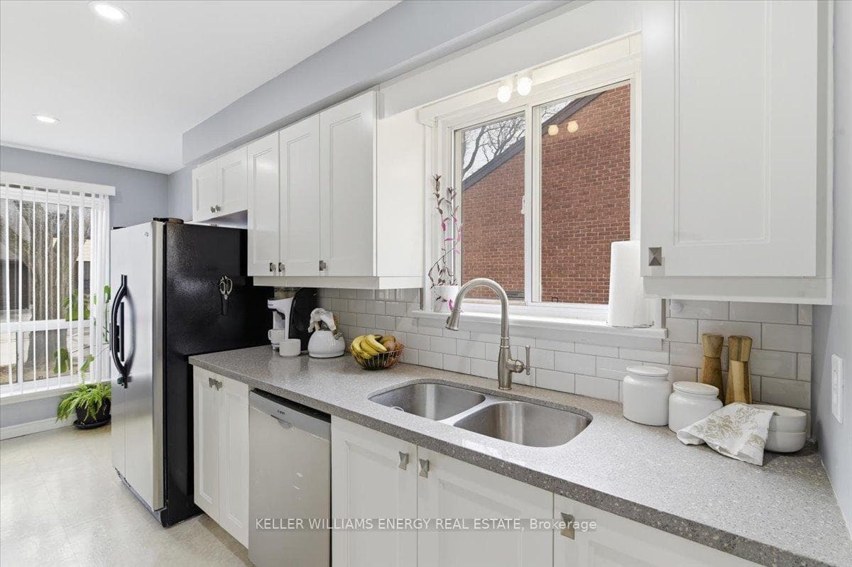 155 Glovers Road Unit 13 photo 9