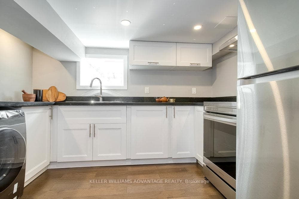 10 Alameda Avenue photo 33