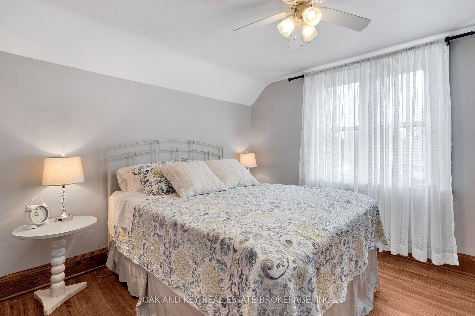 120 Sydenham Street photo 37