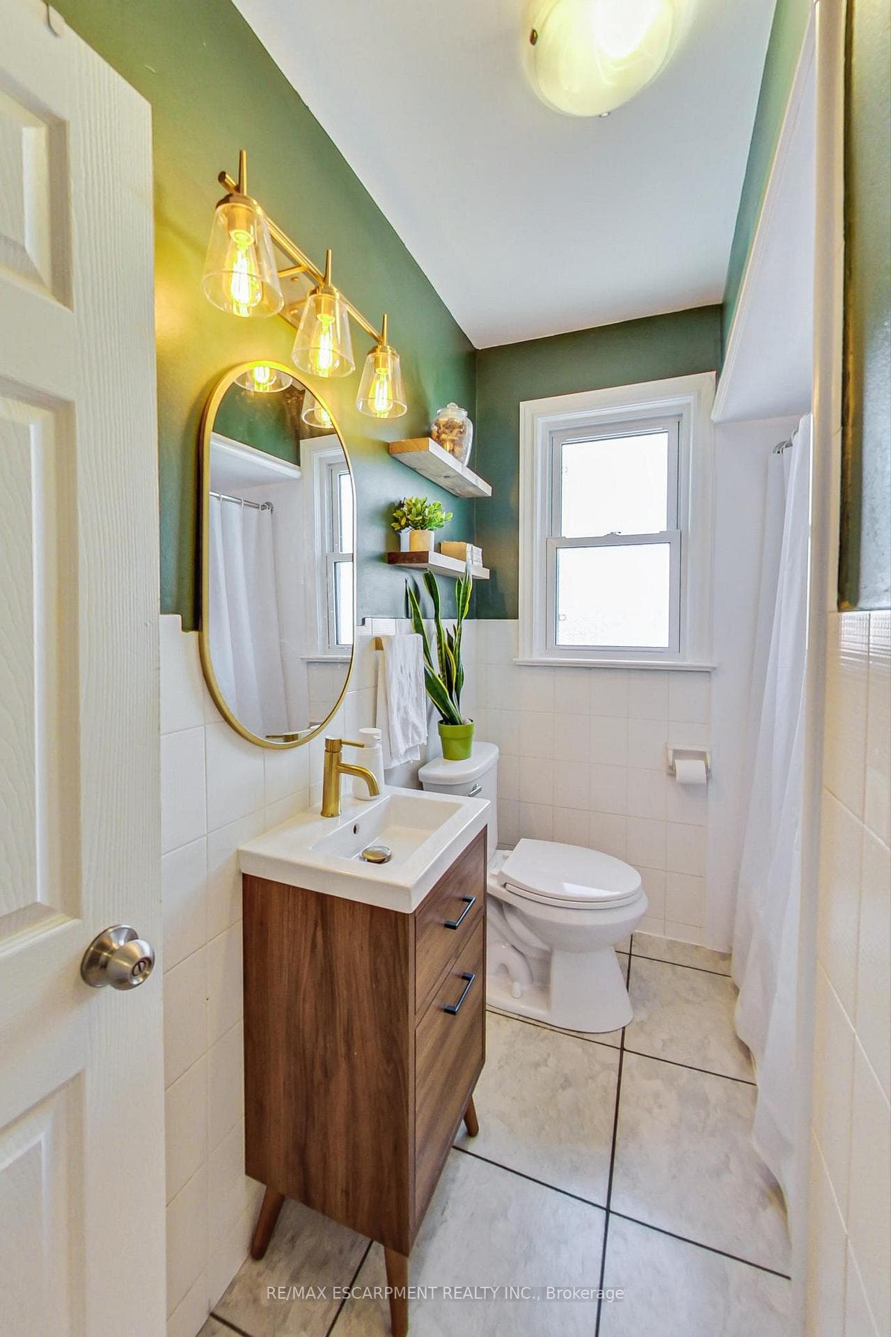 138 Adair Avenue photo 15