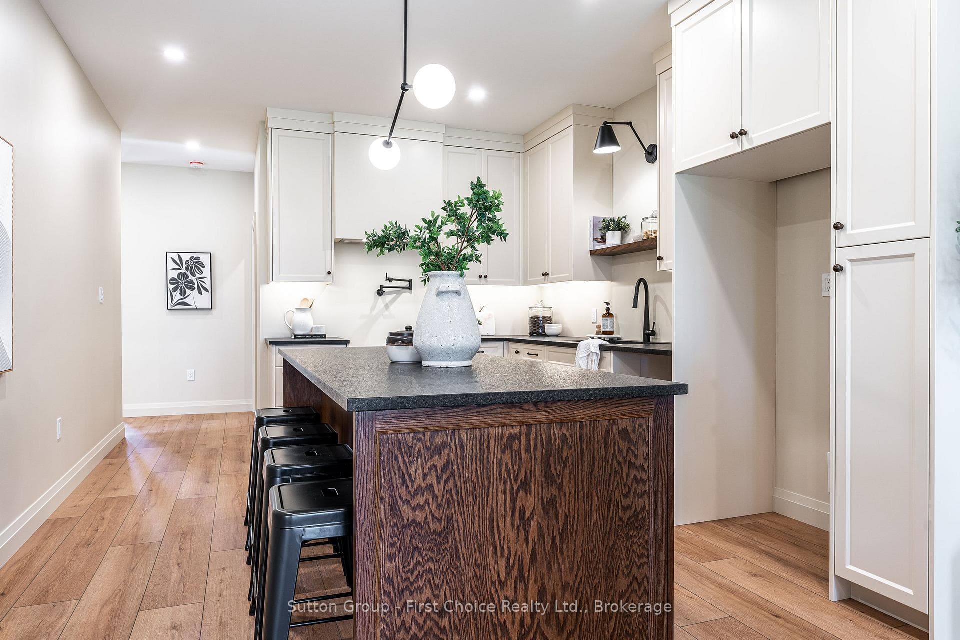 95 Kenton Street photo 13