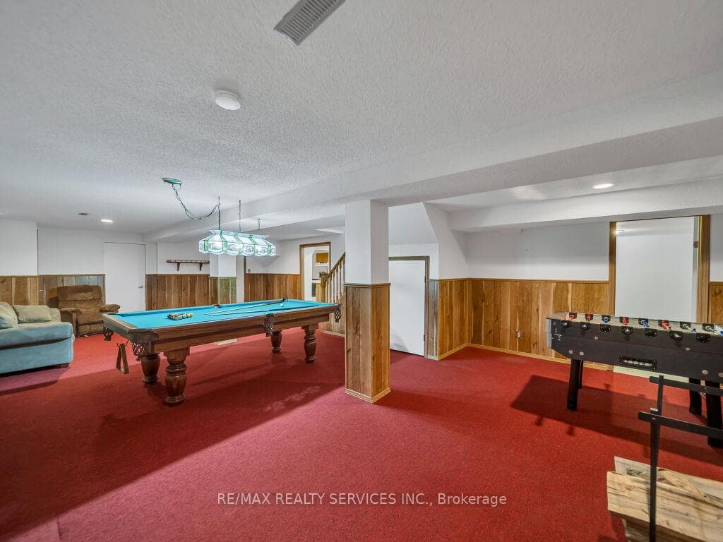 4510 Radisson Crescent photo 40