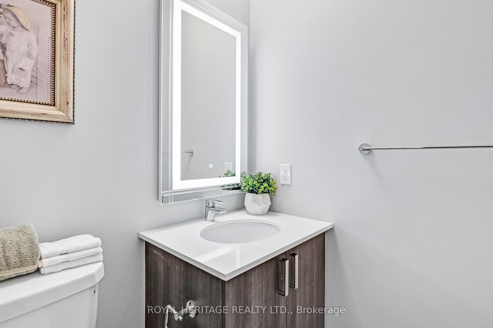 1480 Bayly Street Unit 106 photo 14