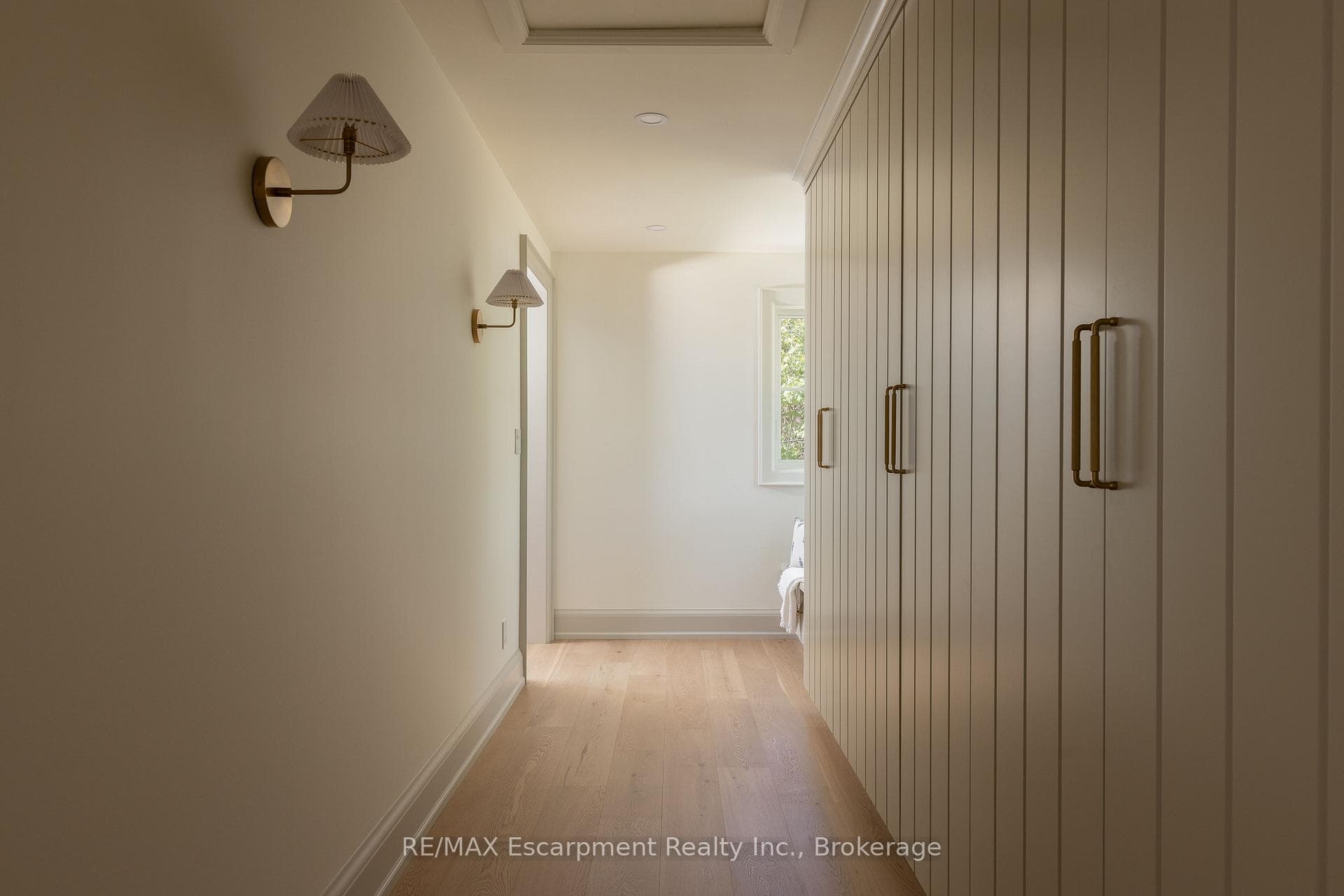 130 Edgecliffe Place photo 30