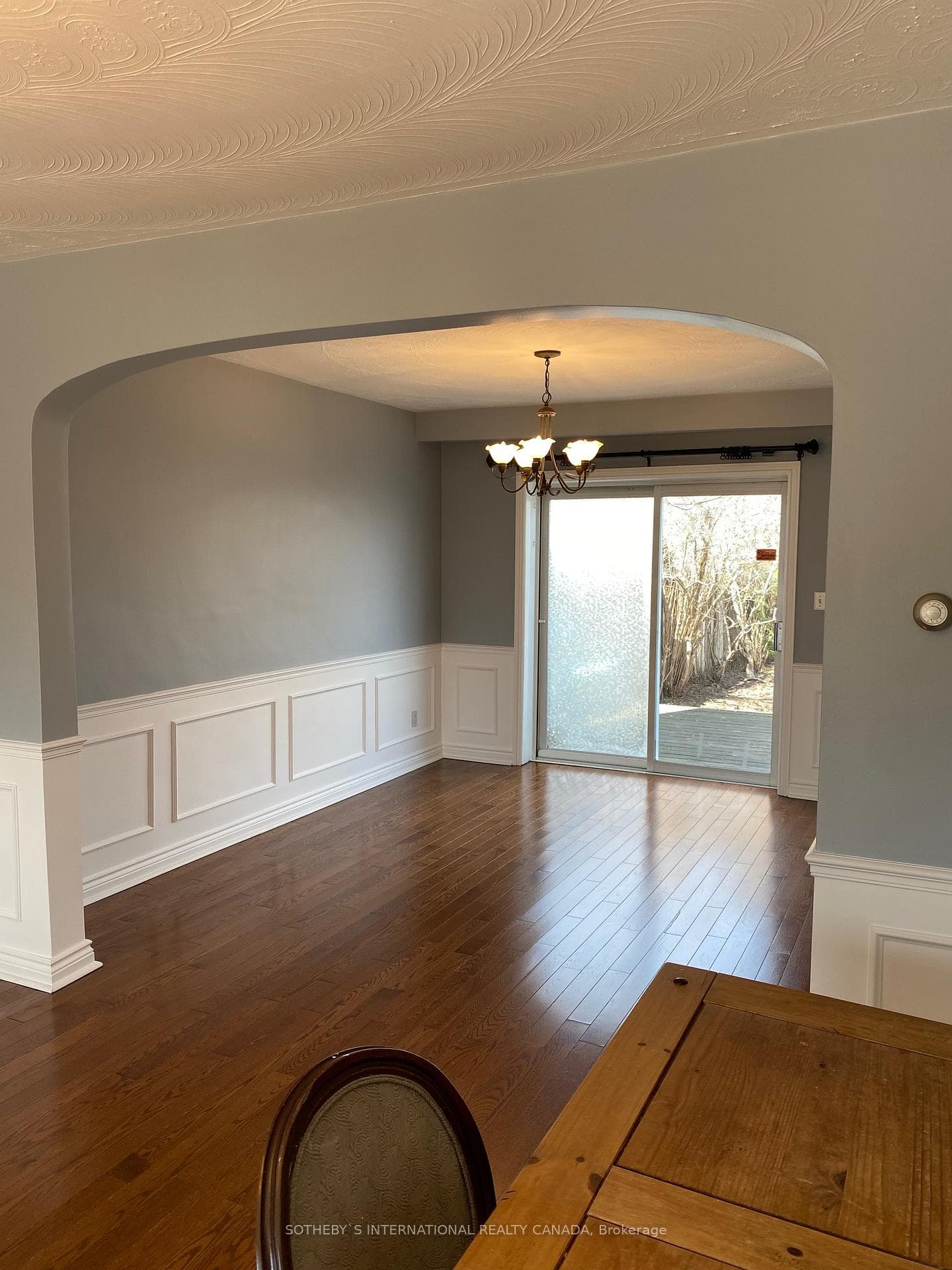 100 Lanark Avenue photo 5