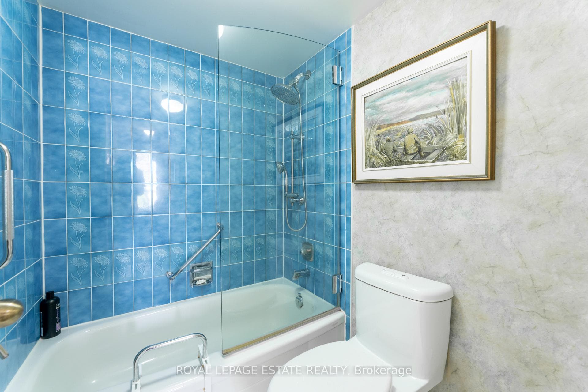33 Elmhurst Avenue Unit 801 photo 21