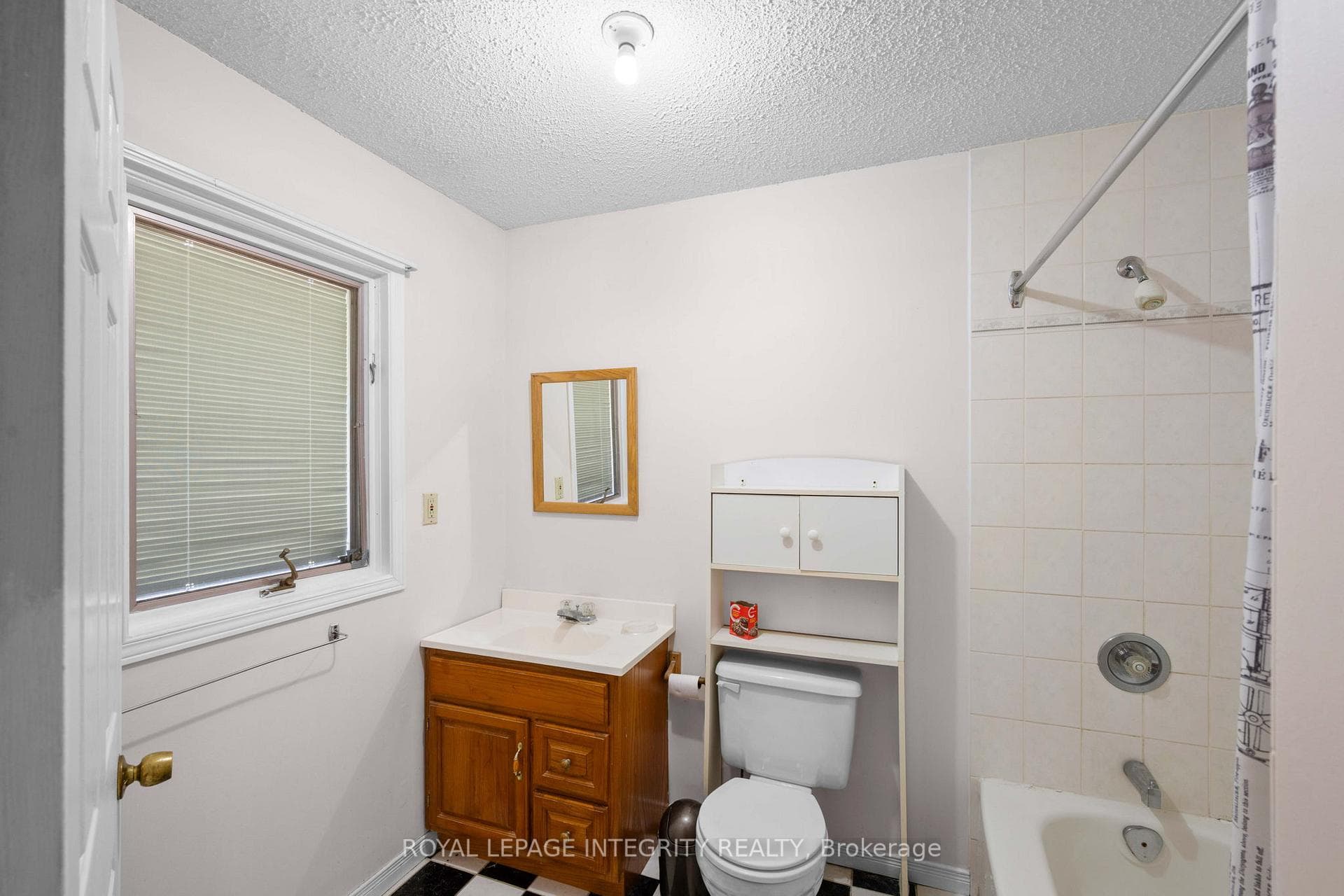 39 Mohawk Crescent photo 32