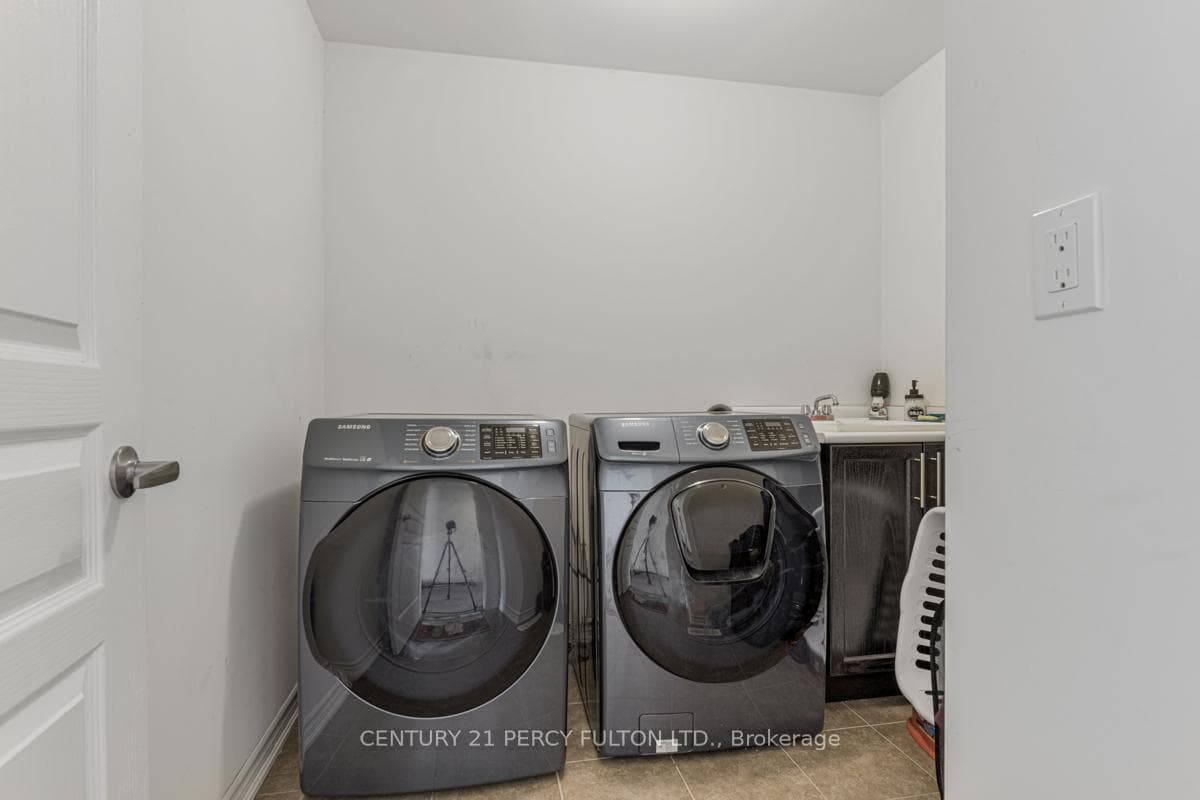 70 Lampkin Street photo 32