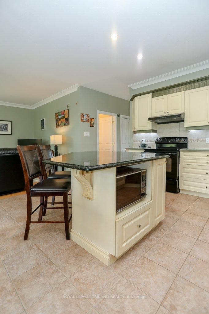 14 Poplar Street photo 18