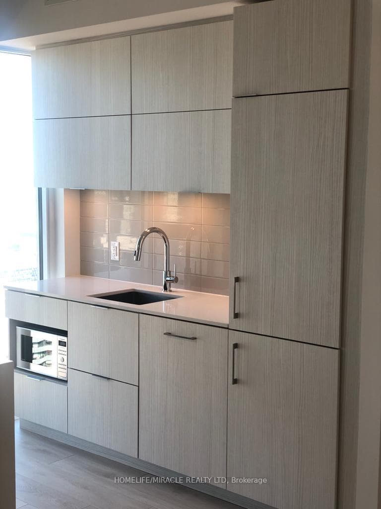 20 Richardson Street Unit 3509 photo 5