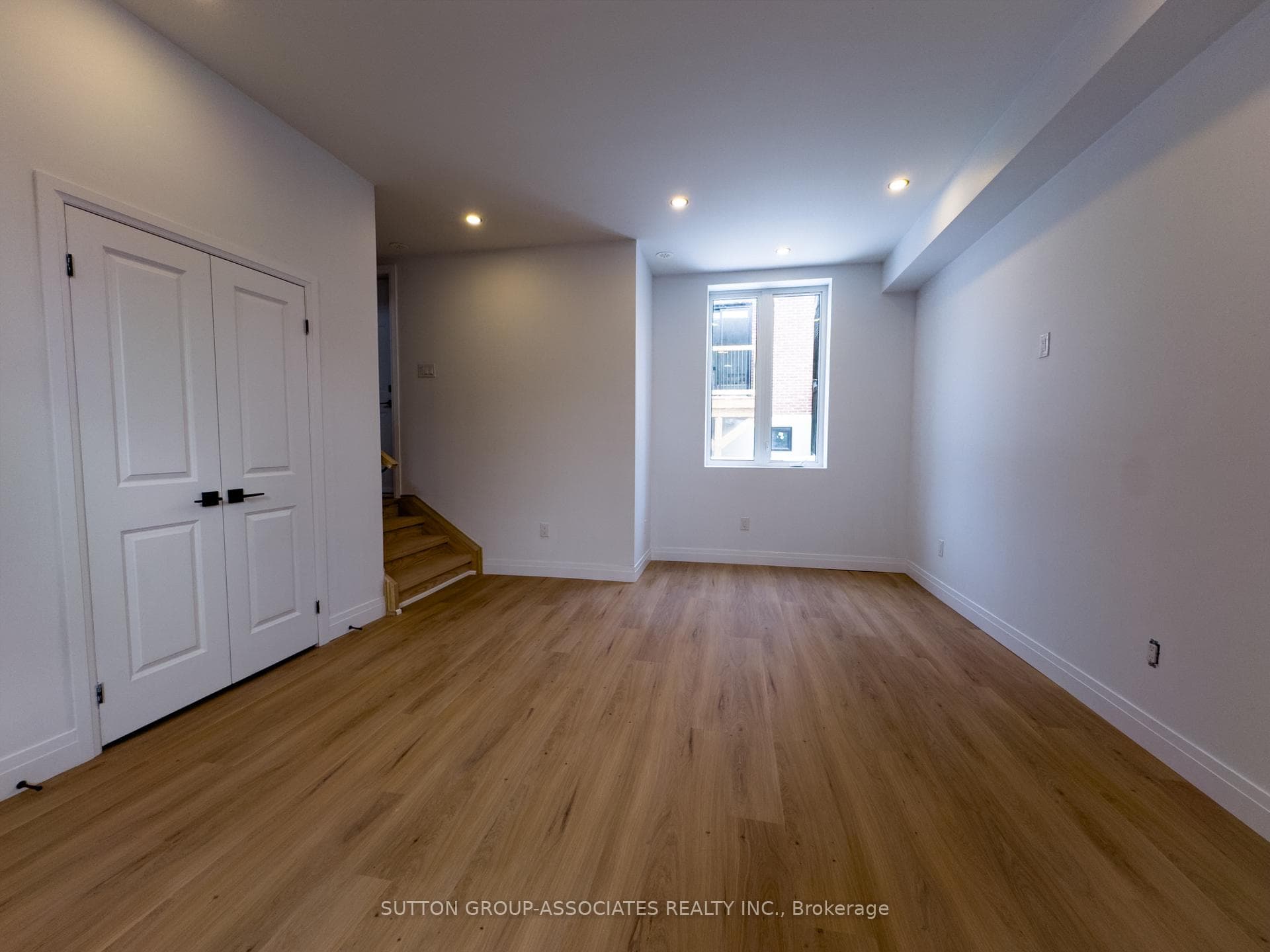 62 Hartley Avenue Unit Laneway photo 3