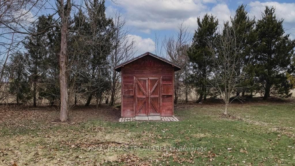 36032 Greenway Road photo 6
