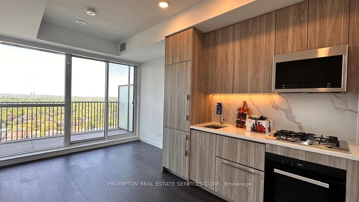 68 Esther Shiner Boulevard Unit 2007 photo 13