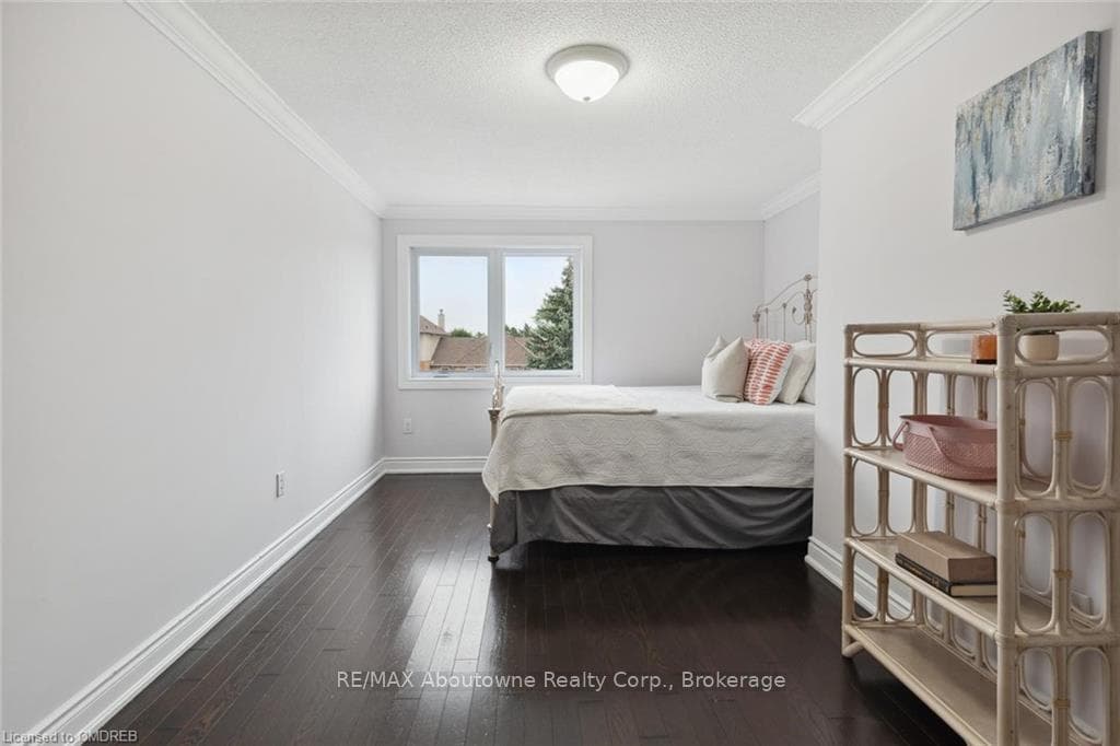 1062 LINDSAY Drive photo 28