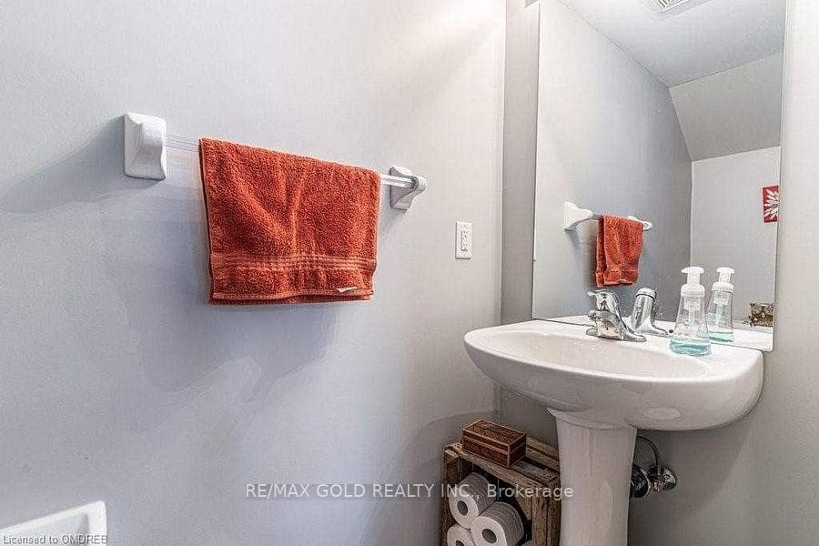 2441 Greenwich Drive Unit 94 photo 13