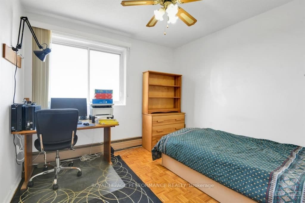 20 CHESTERTON Drive Unit 1118 photo 14