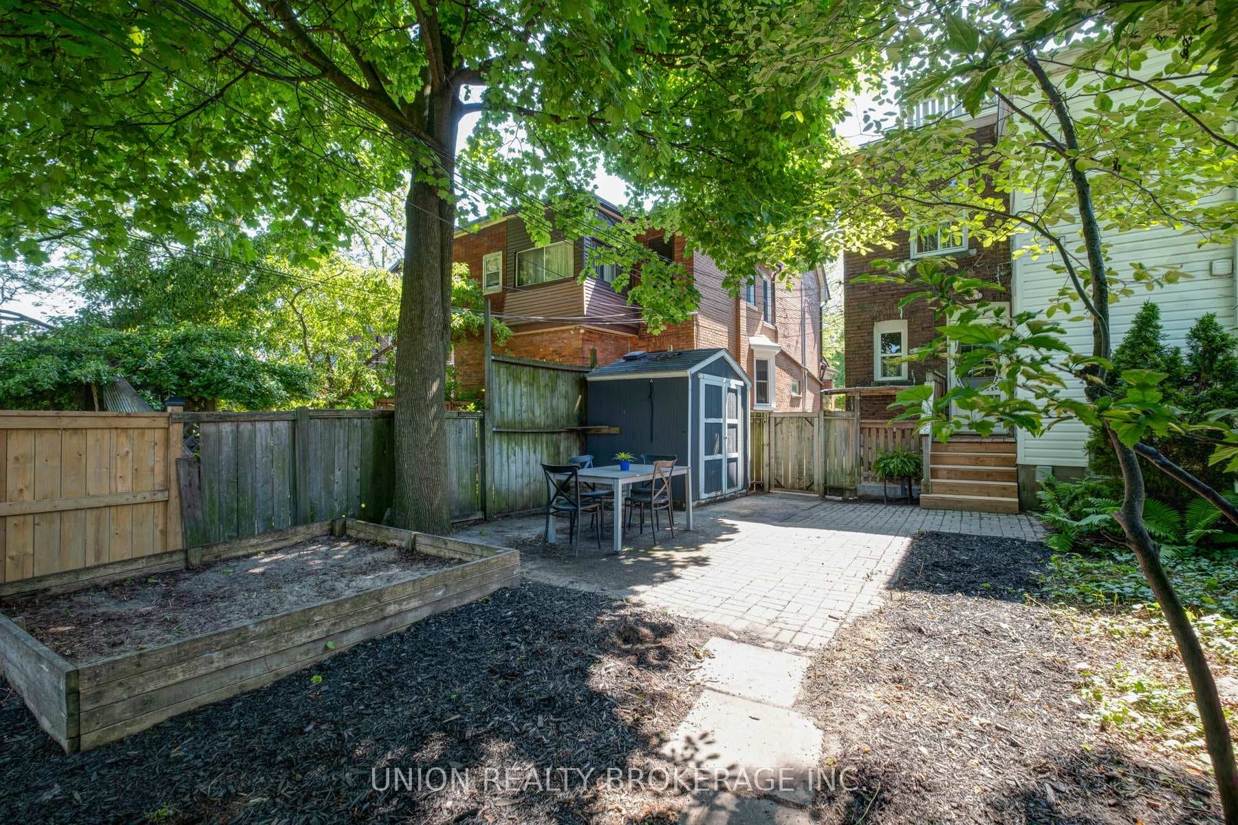 53 Ravina Crescent photo 31